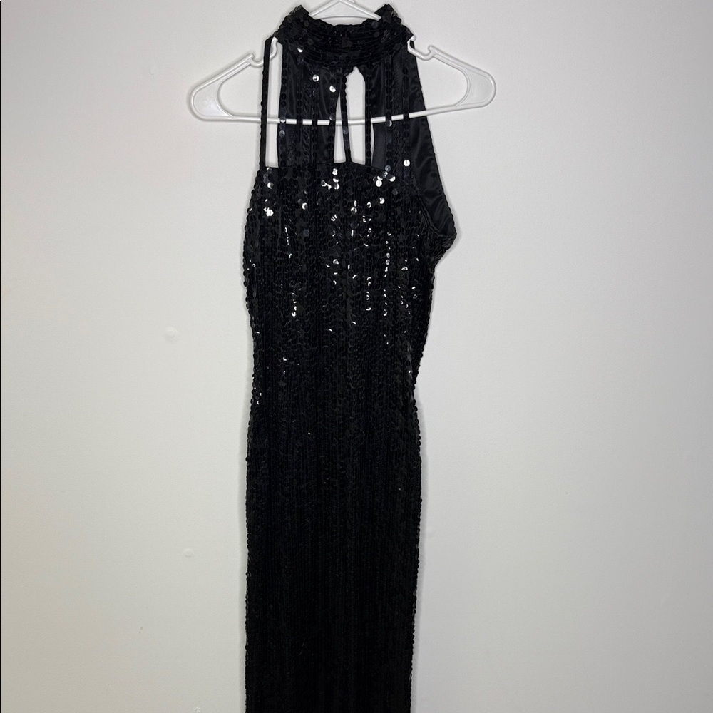 Elegant Black Sequin Halter Dress